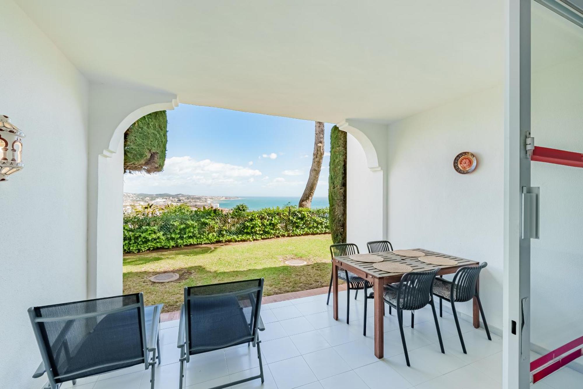 Secret View Riviera Miraflores Ла-Кала-де-Михас Экстерьер фото